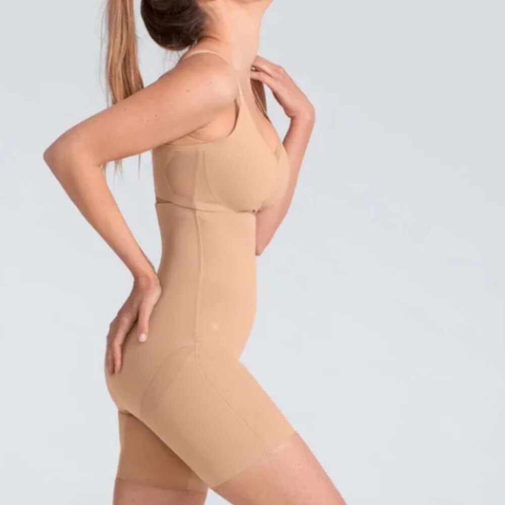 Honeylove SuperPower Short in Sand (Tan) Size Medium NWT